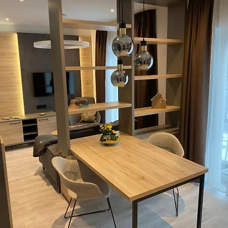 1 Holiday home