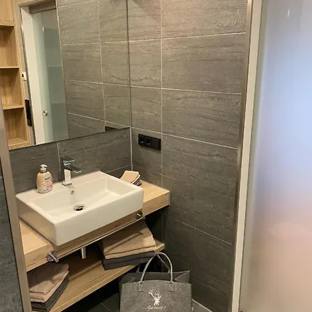 1 بيت للعطل تسيلا-ميليس